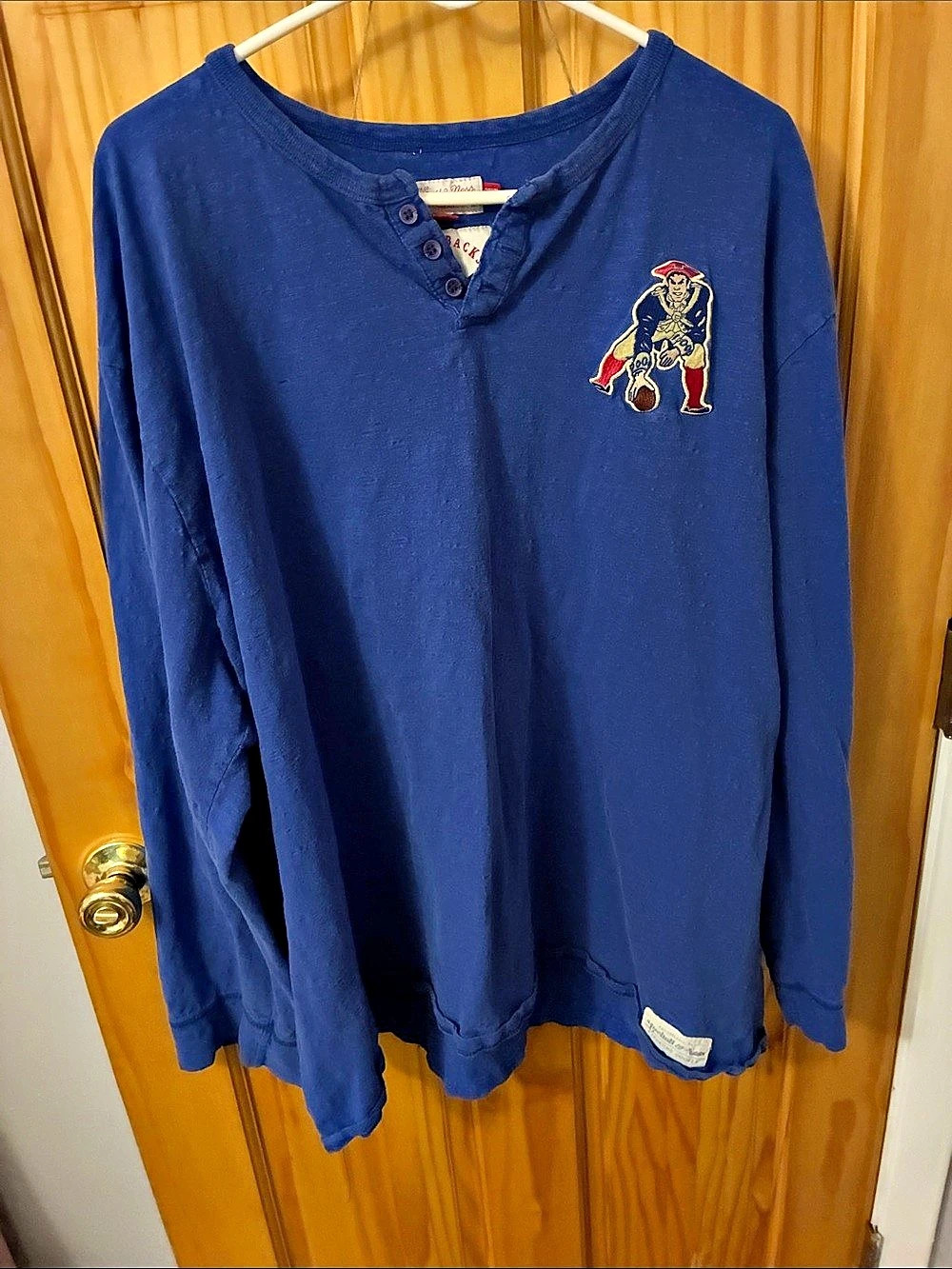 Mitchell & Ness New England Patriots NFL Throwback Henley Shirt Henley Shirt